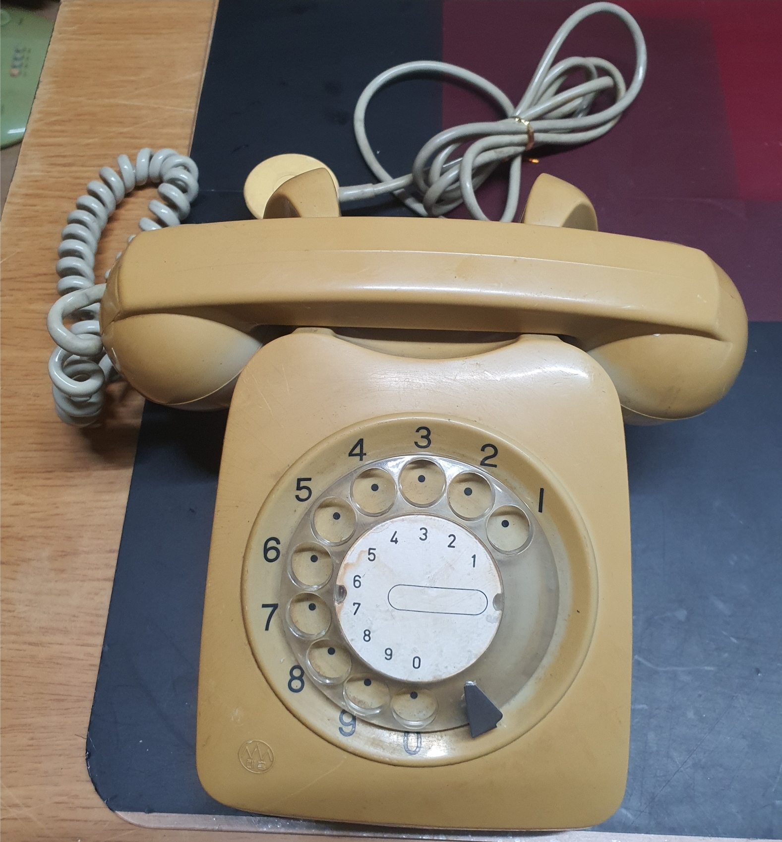 다이얼전화기 흰색