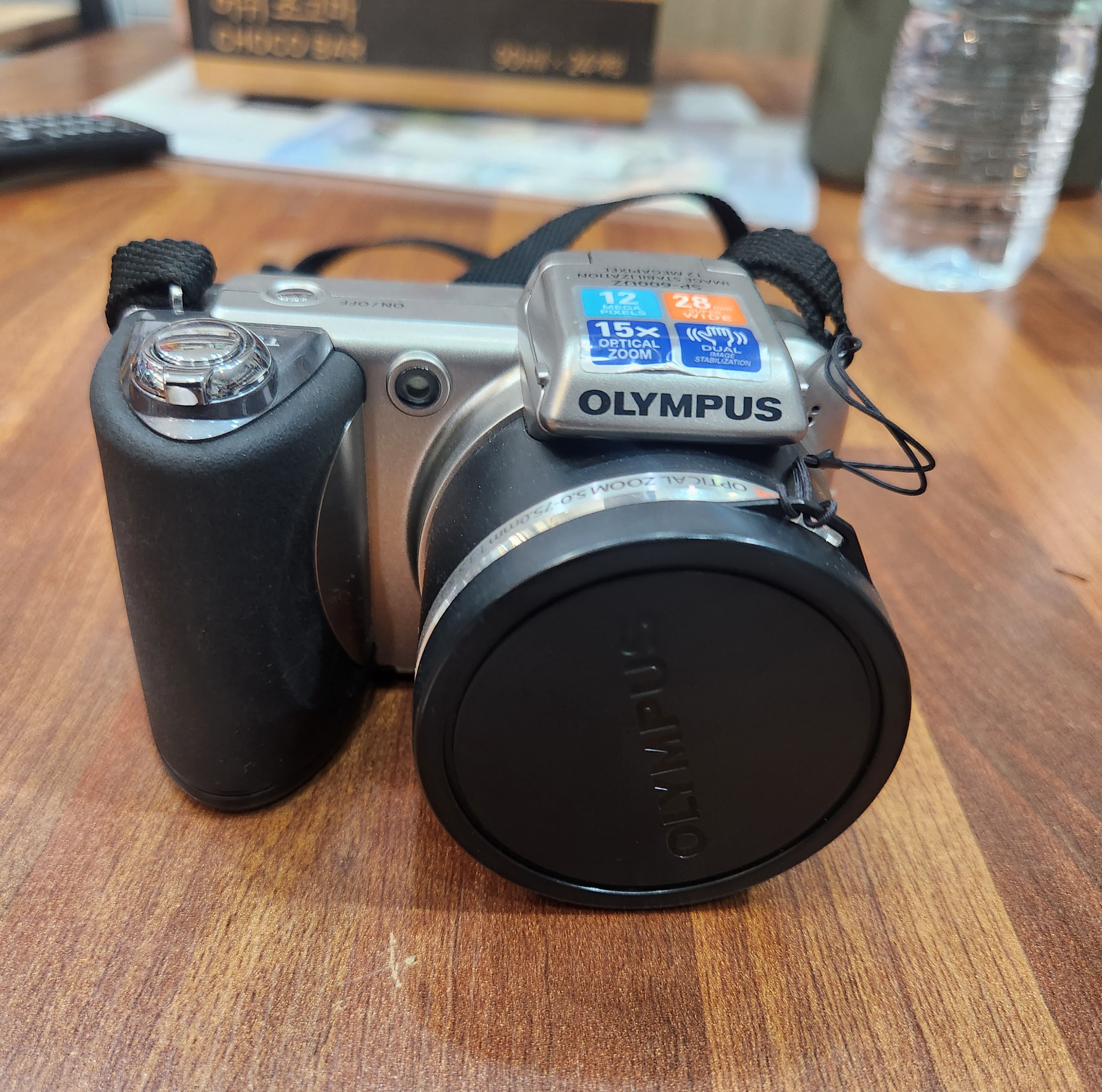 올림프스 카메라