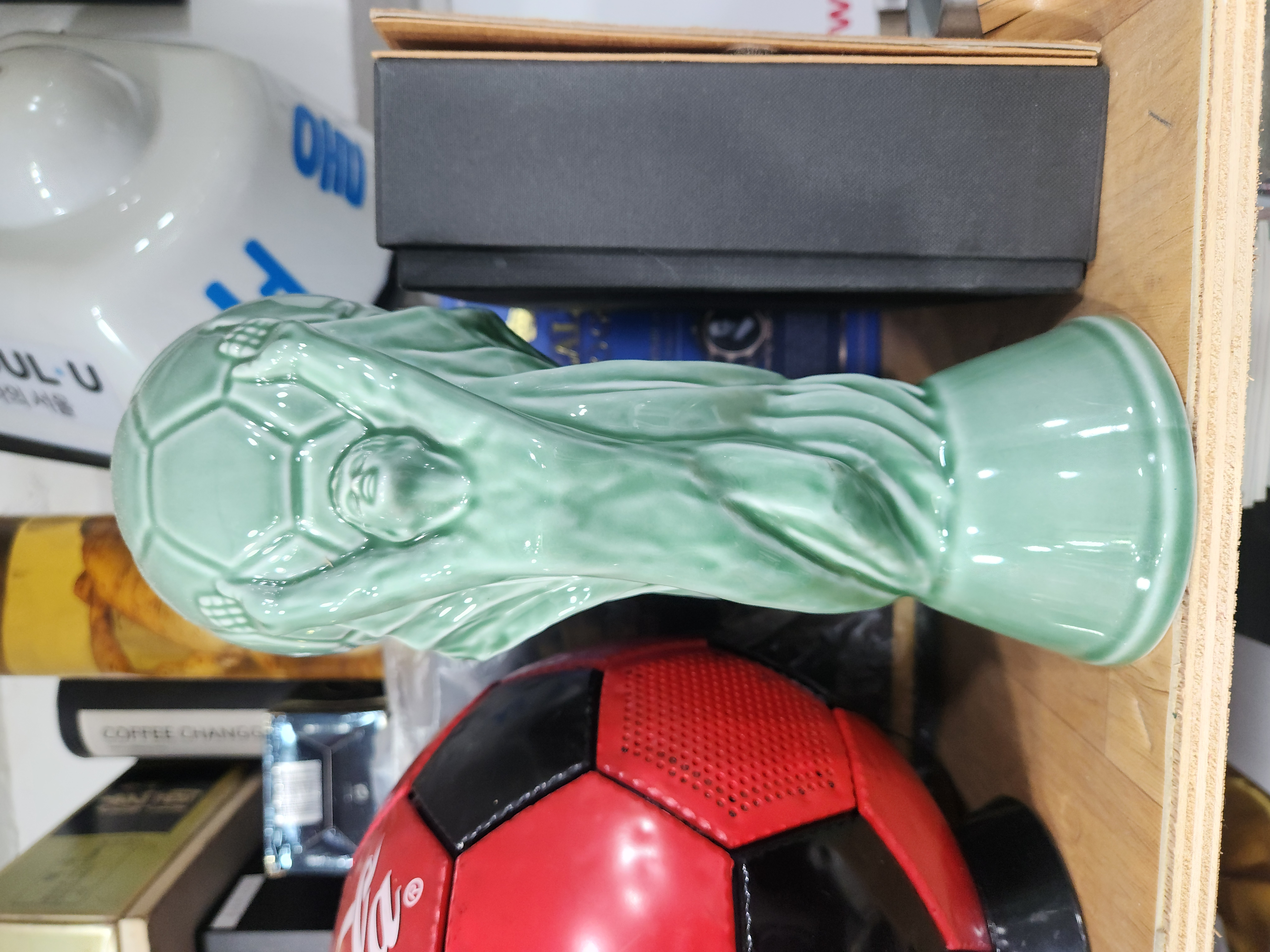 월드컵 우승기 도자기