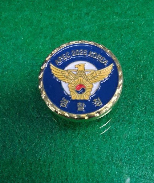 APEC 2025 KOREA 배지