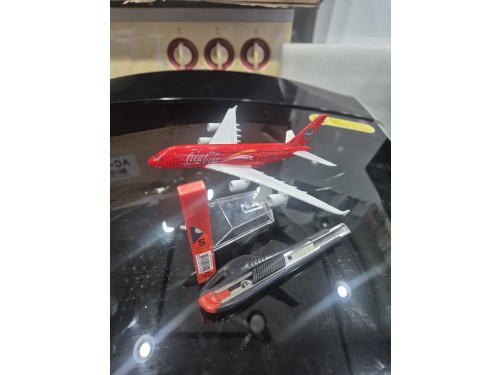 코카콜라 비행기